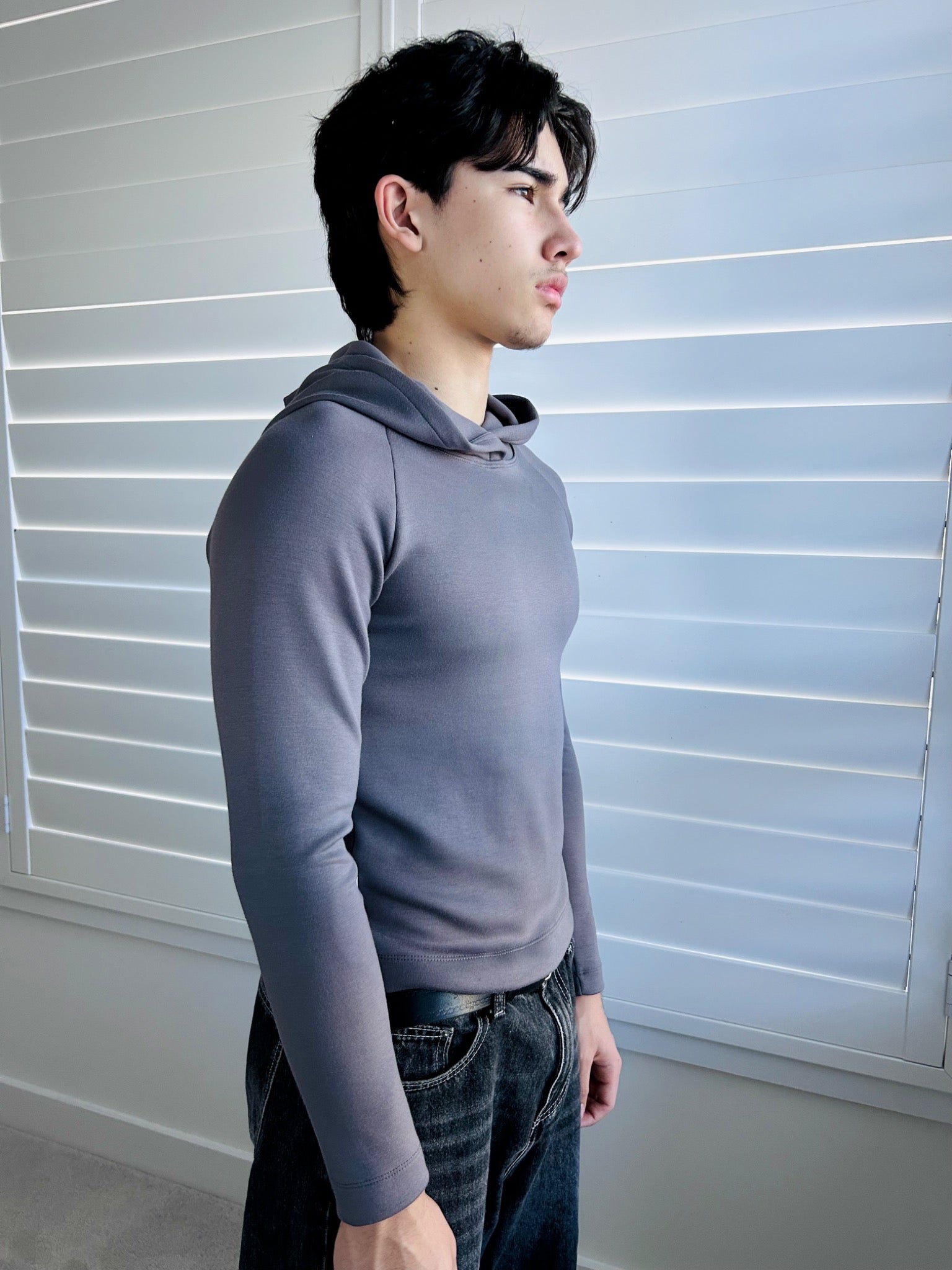 BIKINMOR Slim Fit Hoodie in Ecovero Cozy Stone Grey, side view
